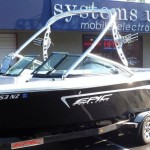 Epic 23 Wakeboard Boat